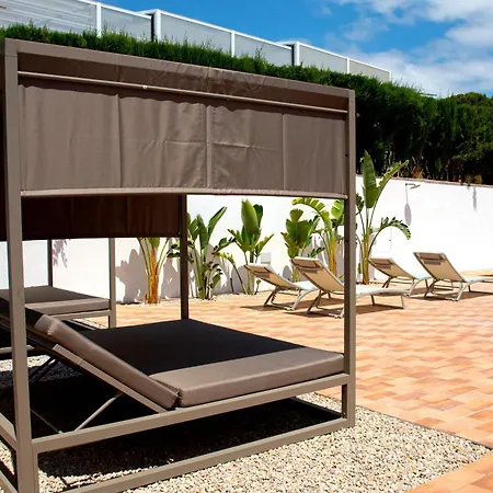 Boho Apartments, Amanecer